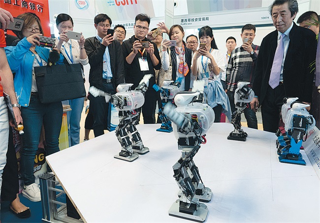 Robots from China guess the course of thoughts 